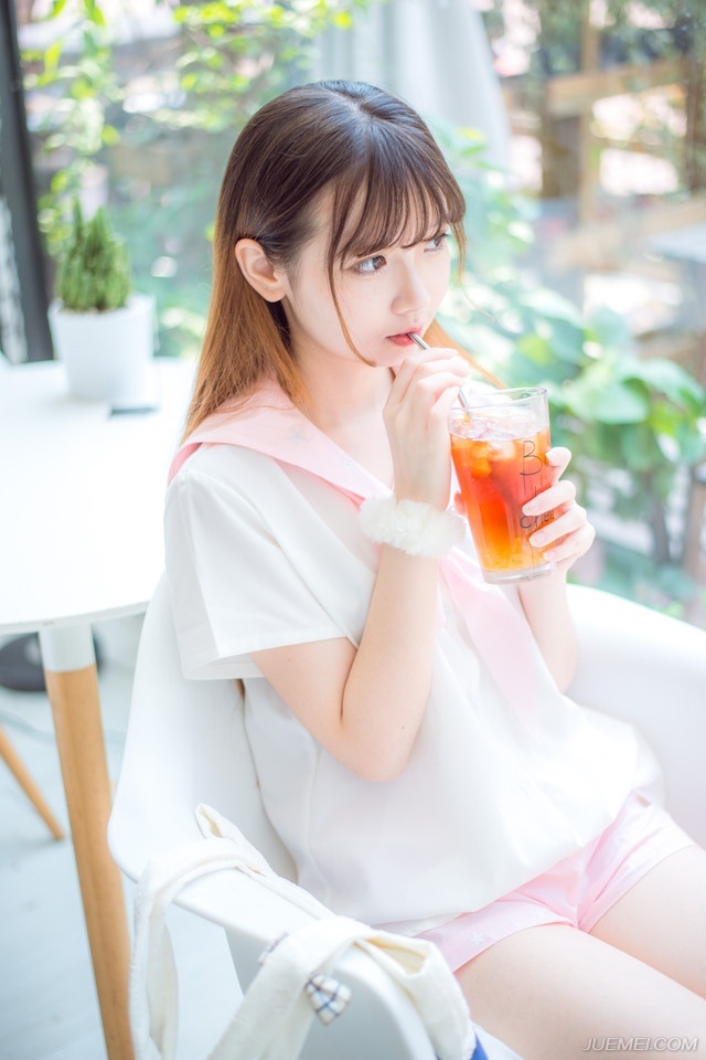 “不错。”孟达颔首道。